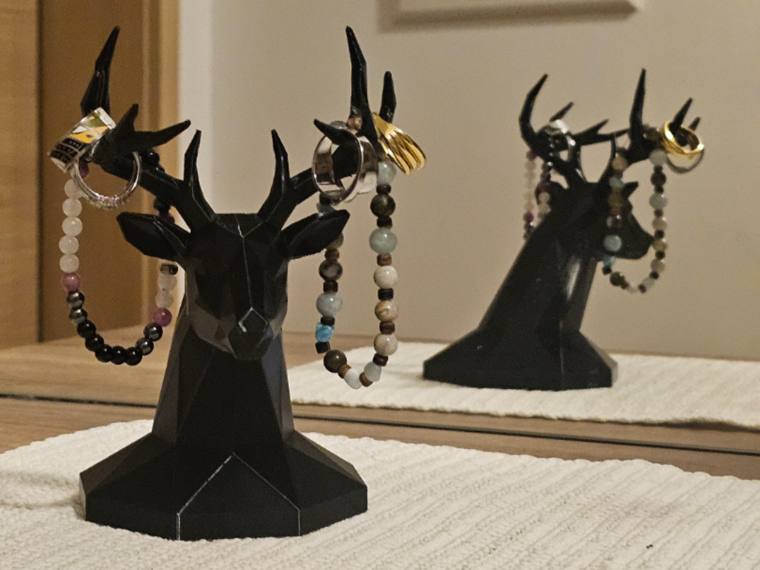 Jewelry Organizer - Low Poly Deer Stand