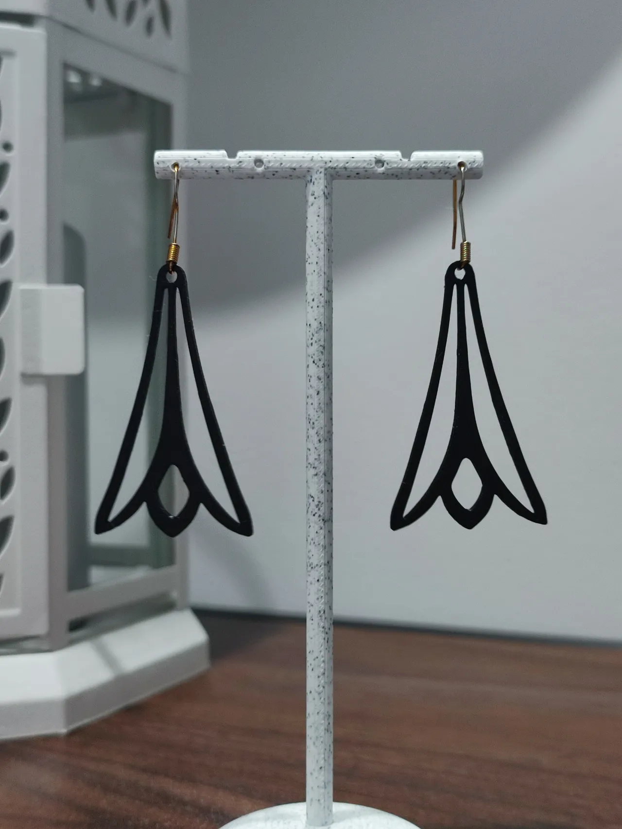 Aretes Lirio de Medianoche view 2