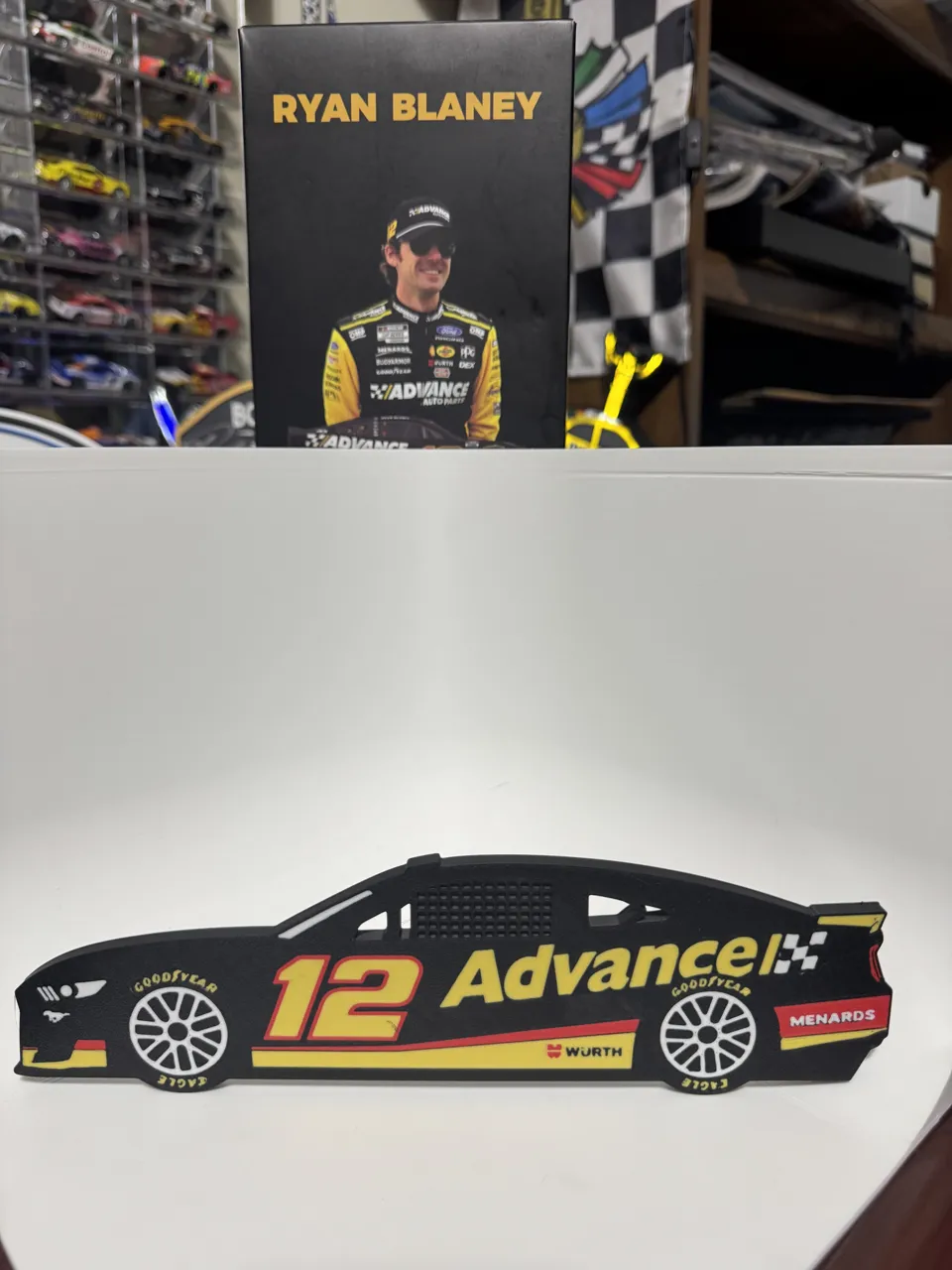 Ryan Blaney Advance Auto Parts Penske Ford NASCAR view 3