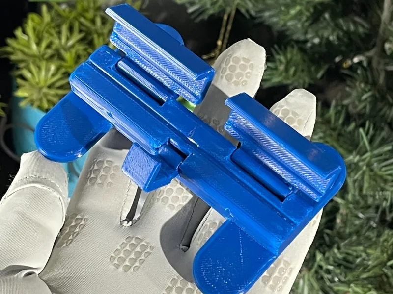 Filament Connector