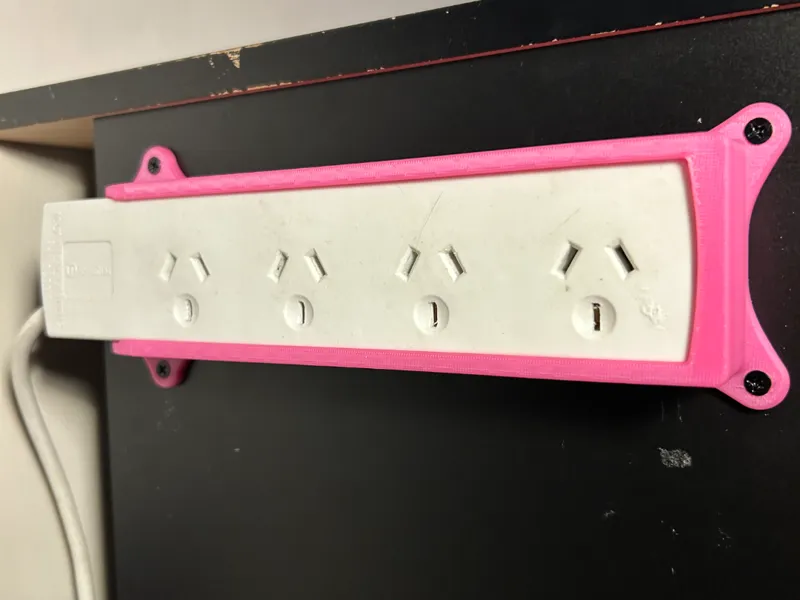 Multi plug holder