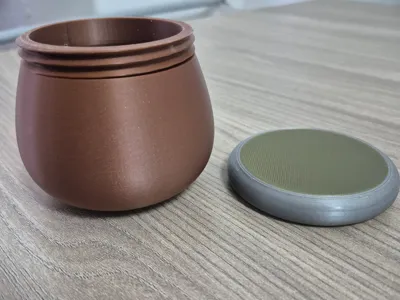 Mate Shaped Thread Lock Mate Container