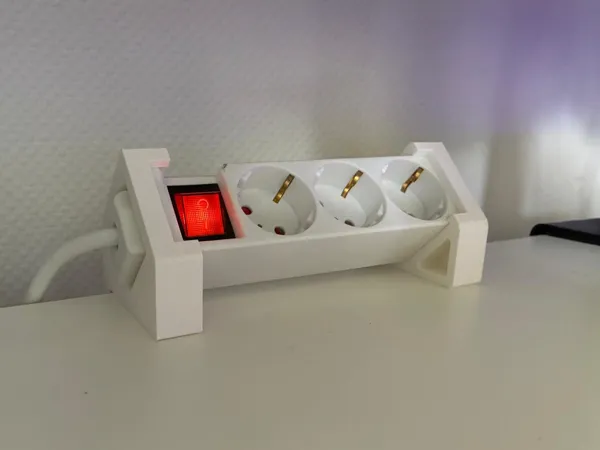 Support de prise pour bord de bureau