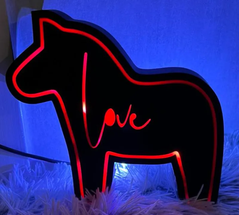 Dalahorse love lightbox