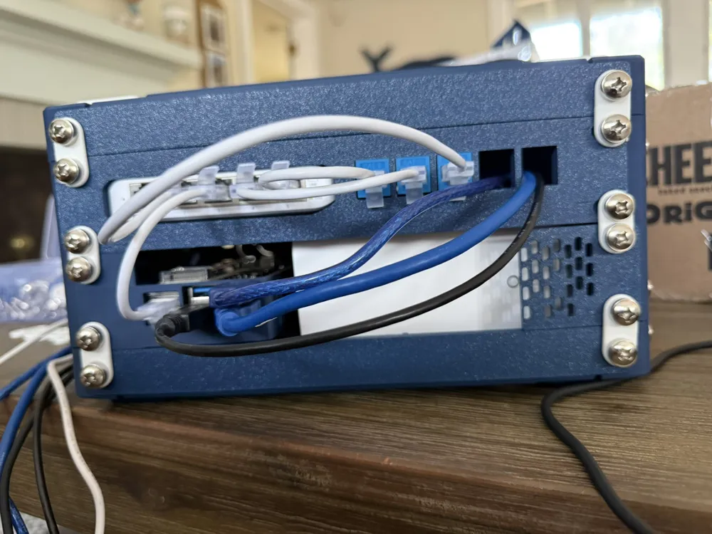 Ubiquiti Unifi USW-Flex-Mini 10in Rack + Keystone - Free 3D Print Model ...