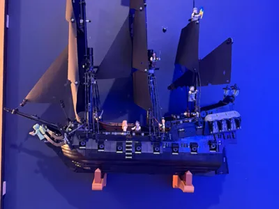 Wall Mount Brick Jack Sparrow's Pirate Ship 10365
