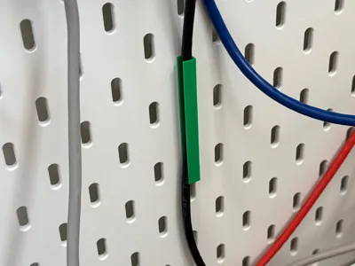 IKEA Skadis Parameterized Vertical Cable Clip