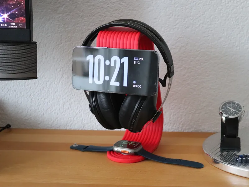 Modern Desk Charging Hub