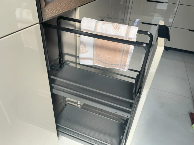 Kitchen drawer towel rack