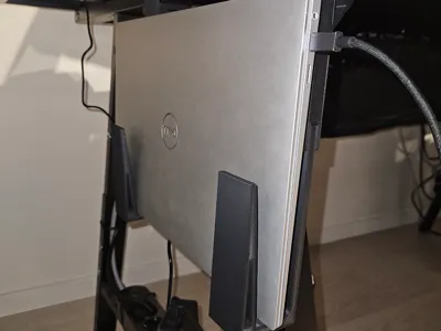 Laptop Hanger Utespelare