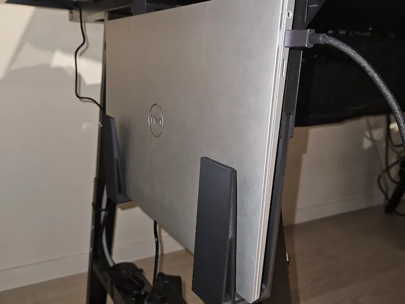 Laptop Hanger Utespelare
