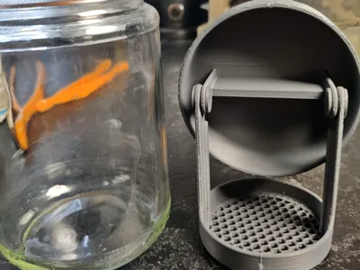 Sieve insert for silver/gold jewelry etchant