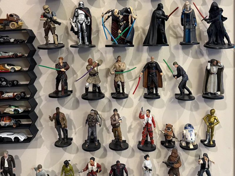 Soporte para figuras de Disney