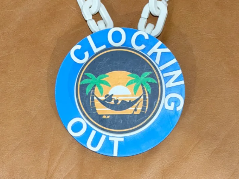 Happy Retirement Spinner Chain