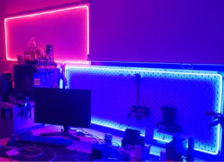 Skadis neon led light strip clip