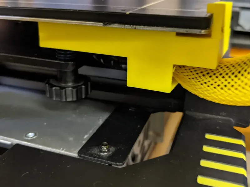 Anycubic Chiron Bed Wire Strain Relief