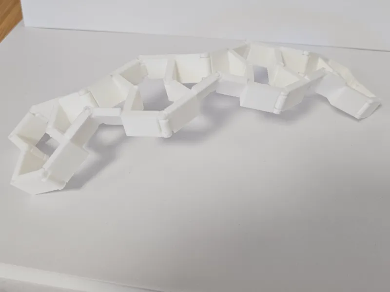 Bending auxetic structure