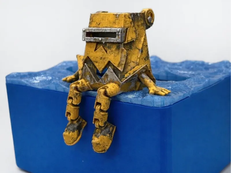 Tiny Ork-Style Mek with flexi legs