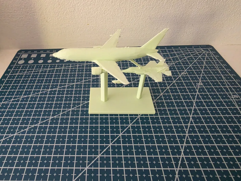 Aerial Refueling KC-46 & F-35 - Free 3D Print Model - MakerWorld