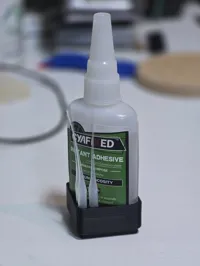 Range-colle Gridfinity pour tube de colle cyanoacrylate 2oz — photo 2