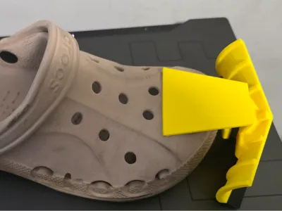 Top Hole Croc Plow Adapter (zip tied)