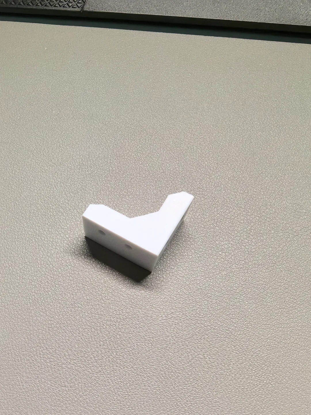 Miniatura 3 do modelo 3D 洞洞板 3mm及适配转角连接件