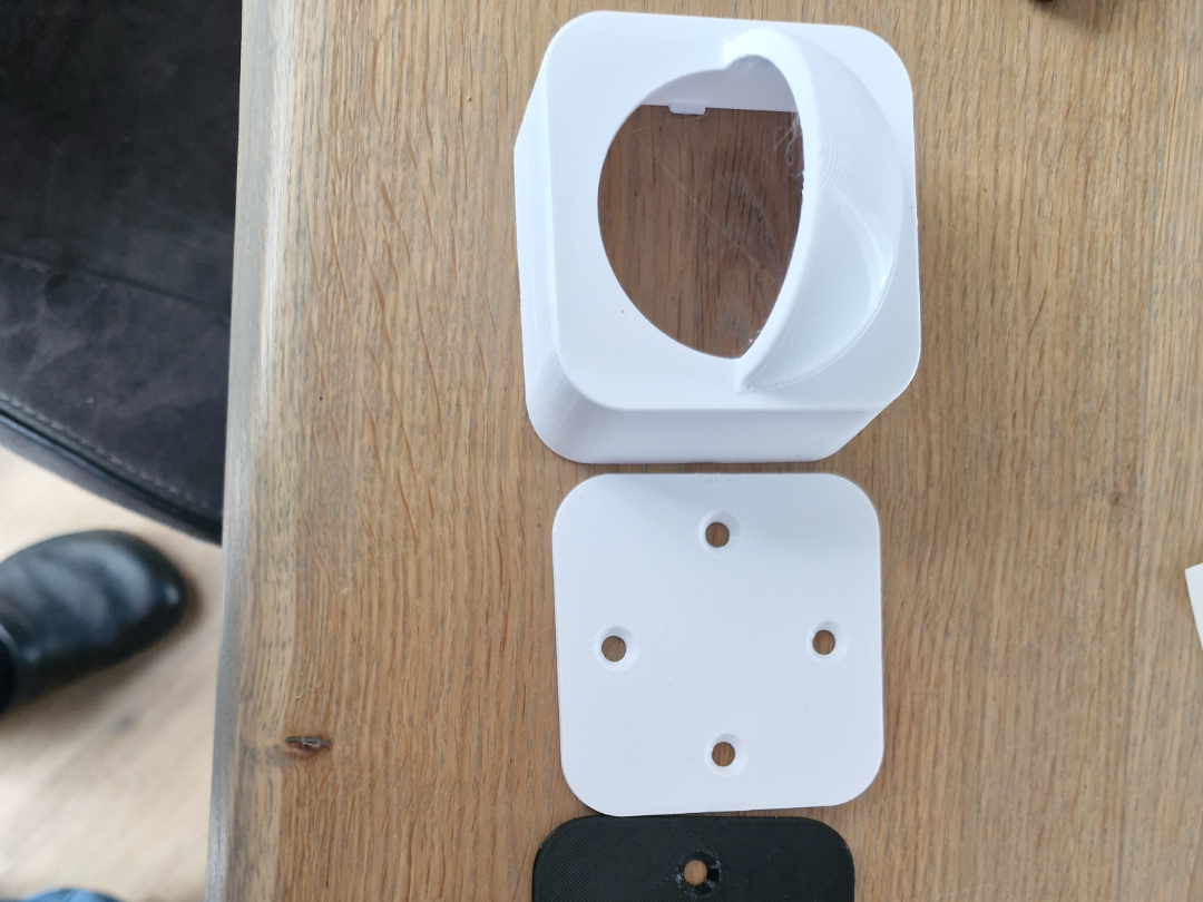 Philips hue outdoor sensor cover with wallmount