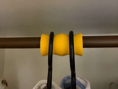clothes rail spacer