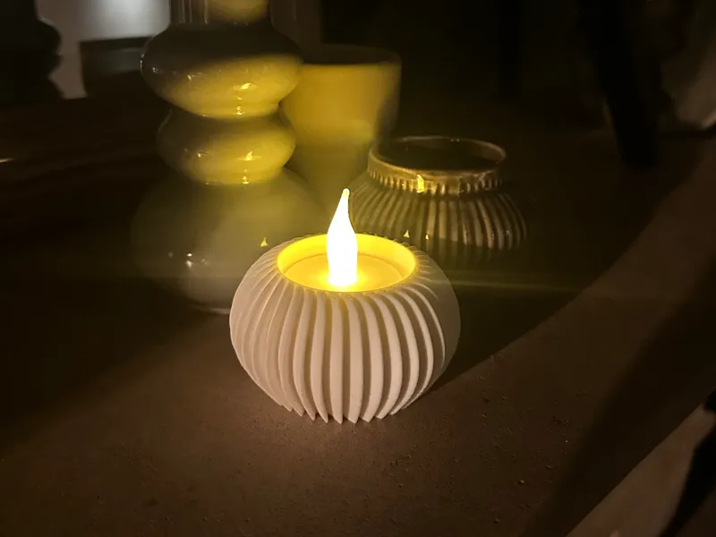 Ribbed LED tea light candle holder 