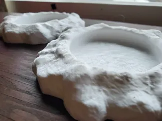 Rock Feed Bowl