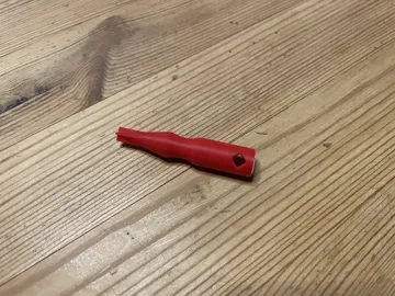 Llavero: Bite Press – Cross-Tip Itch Relief Keychain Tool — vista de referencia 4