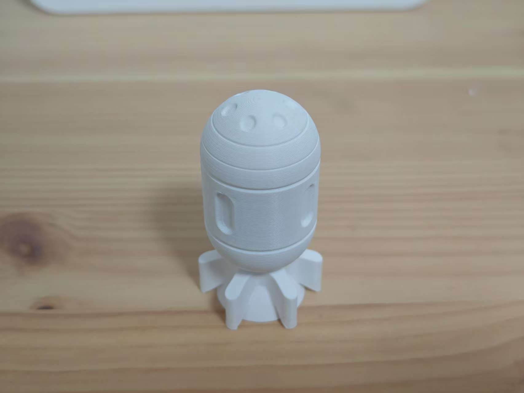 Miniatura 1 do modelo 3D 导弹 鱼雷 可旋转 做挂件