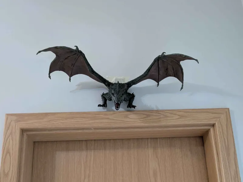 Wand Drache