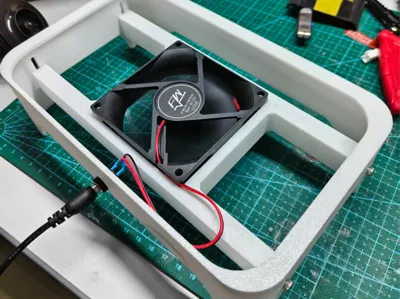 ZTE AX3000 Orbit Router 8cm Fan Cooling Base Multi-part Version