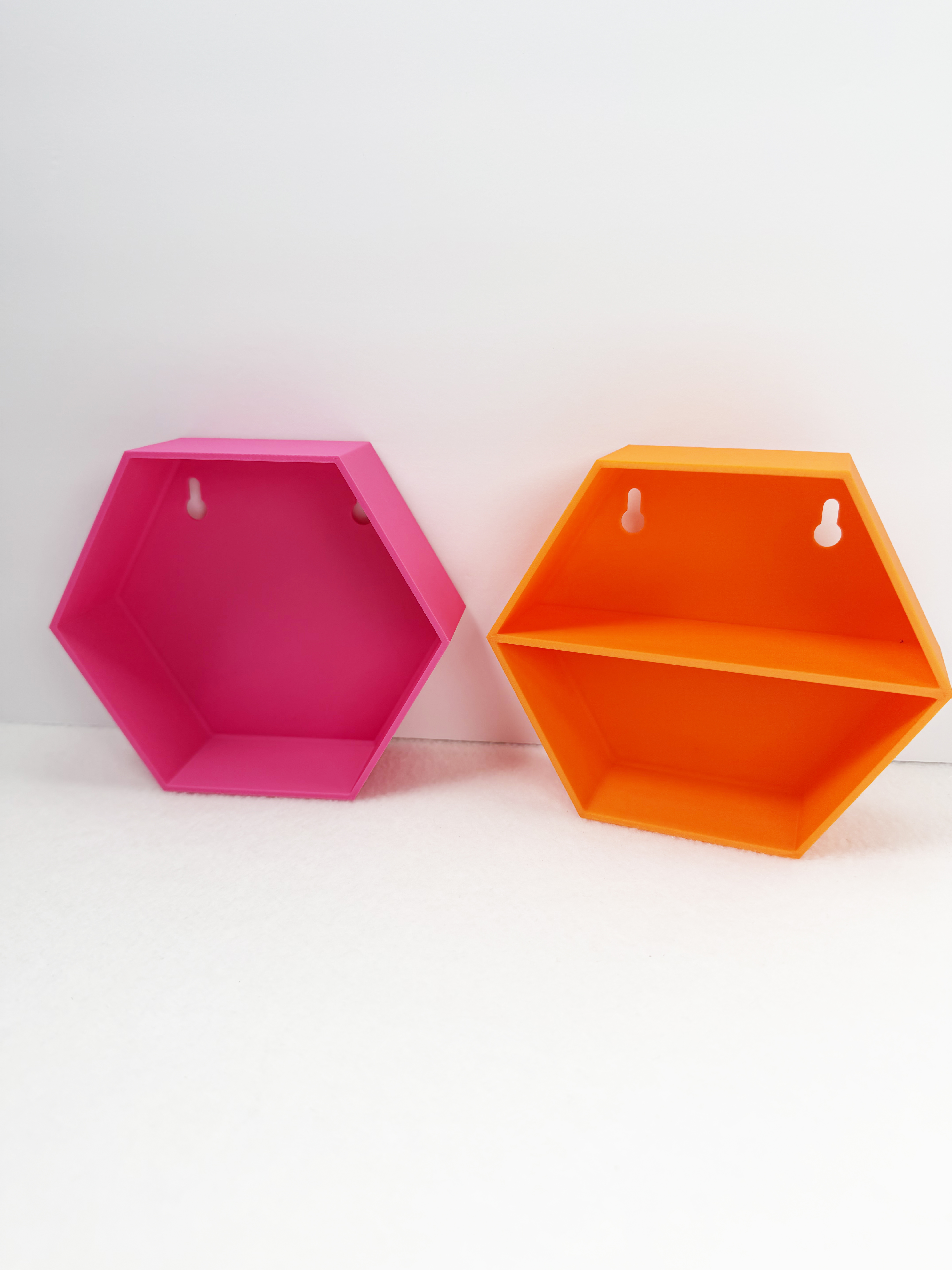 Miniatura 4 do modelo 3D Customizable Wall mount Polygon shelf