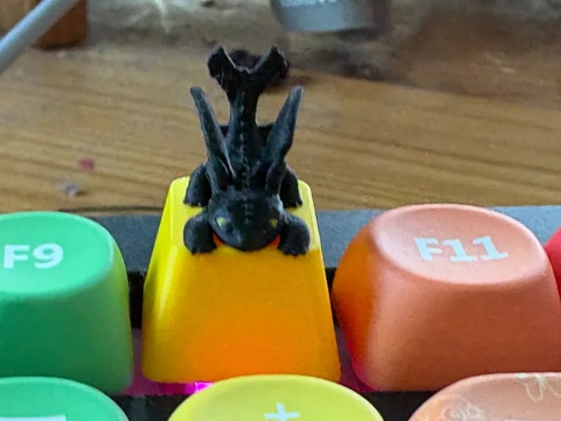 Toothless keycap