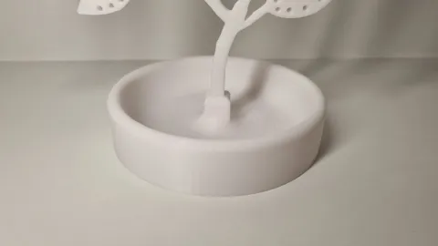 Earring tree view 4