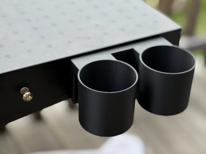 Can/soda holder for grill