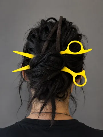 Letrero o emblema decorativo: Hairdresser Shears Hair Pin — vista de referencia 3