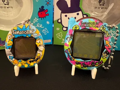 Simple Tamagotchi Stand