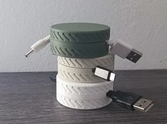 USB cable organizer