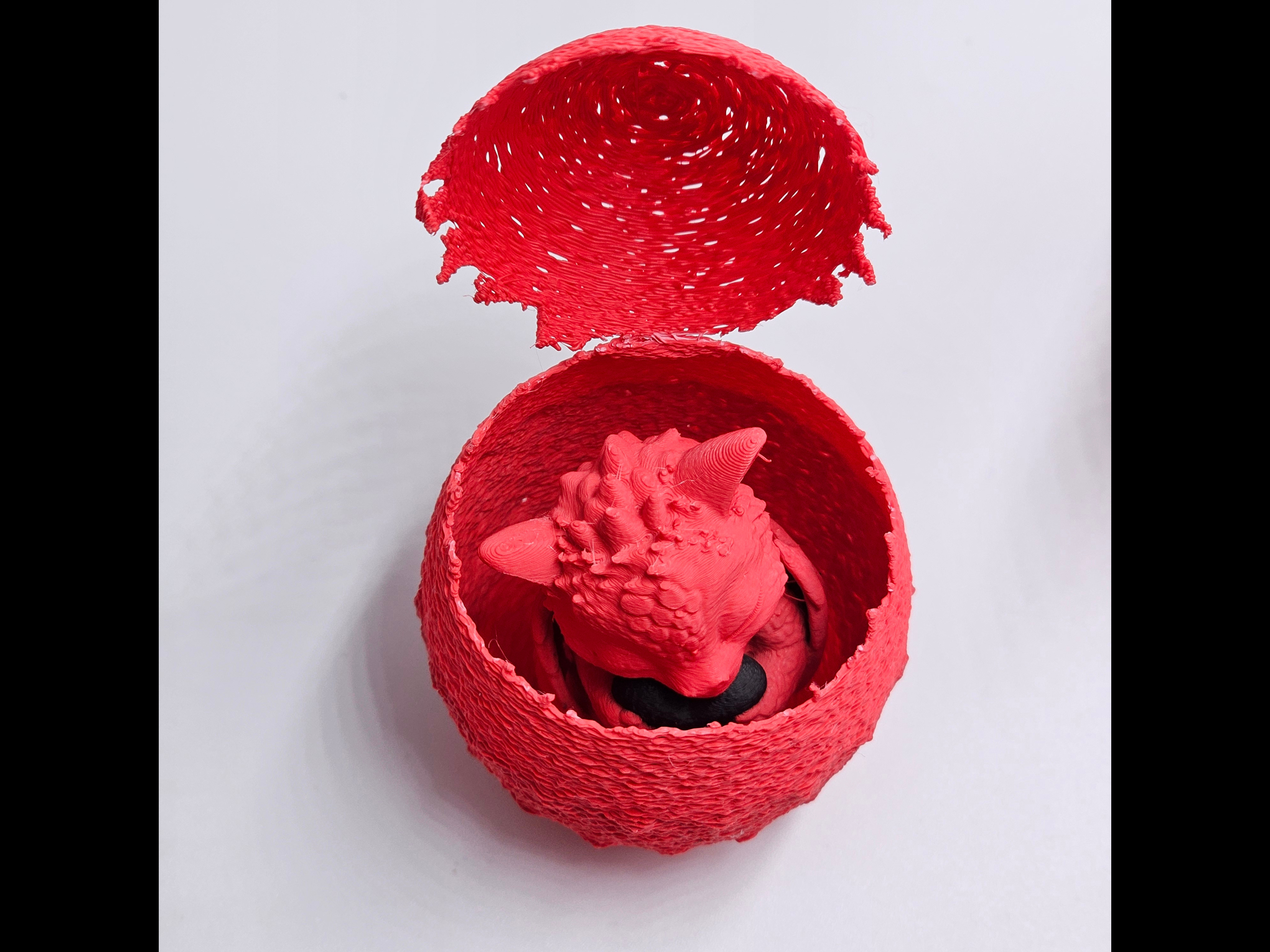 Miniatura 2 do modelo 3D Dragon - Egg - Ember