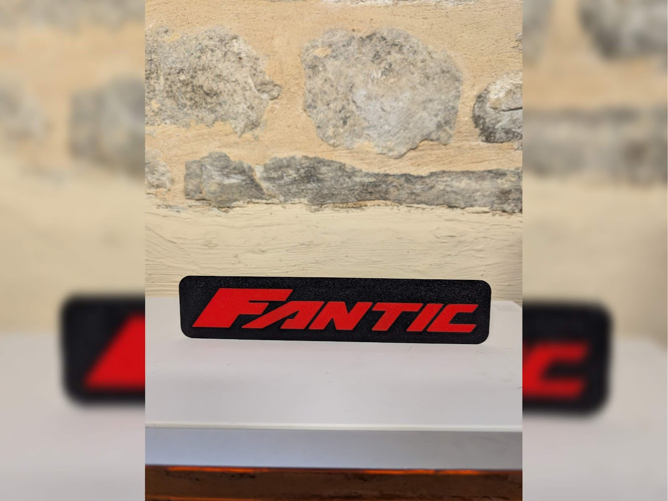 Lightbox FANTIC – L’esprit off-road à l’état pur.