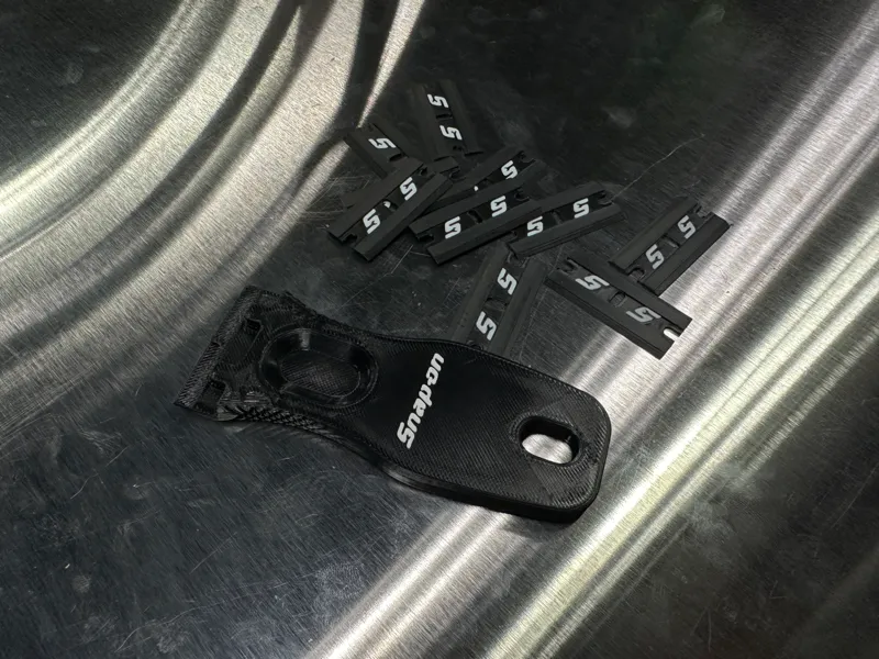 Snap-on Scraper