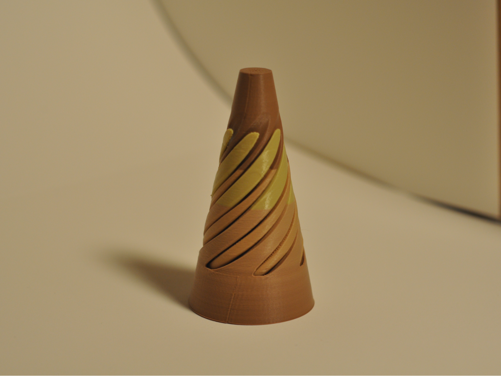 Impossible Pass-Through Fidget Cone(Free to sell!)