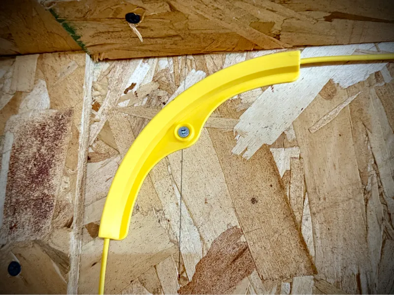 Optical Fiber 90 deg Wall Guide