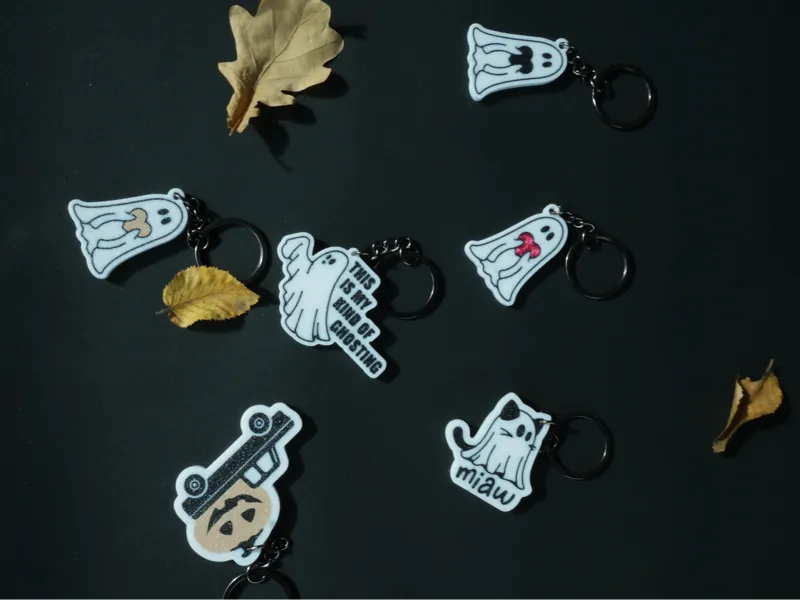 Mini Halloween Ghost Keychains – Cute & Spooky