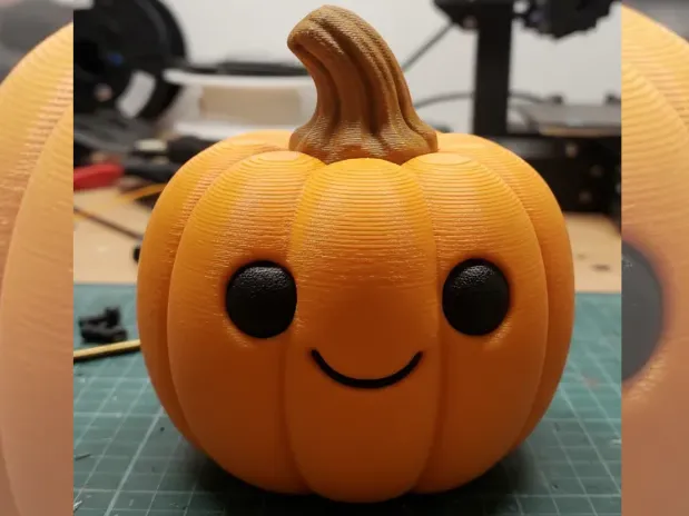 Cute Smiling Pumpkin – Halloween Miniature