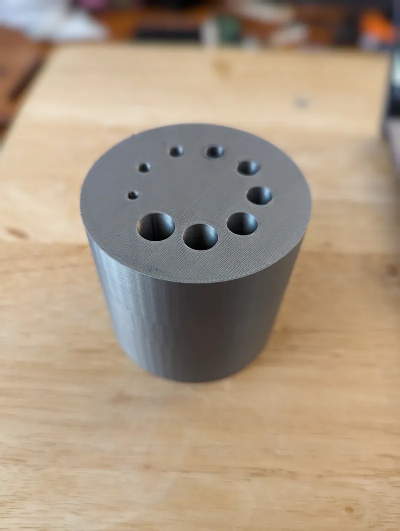 Knock Out block for fountain pen nibs
