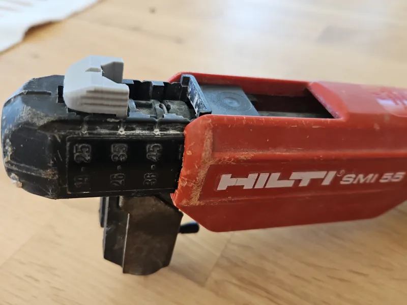 Lås for dybde justering av Hilti SMI 55 for SD 45